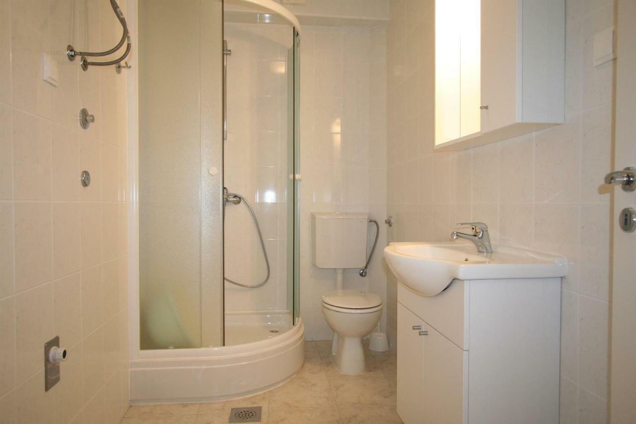 Apartments Hodzic Šilo Extérieur photo